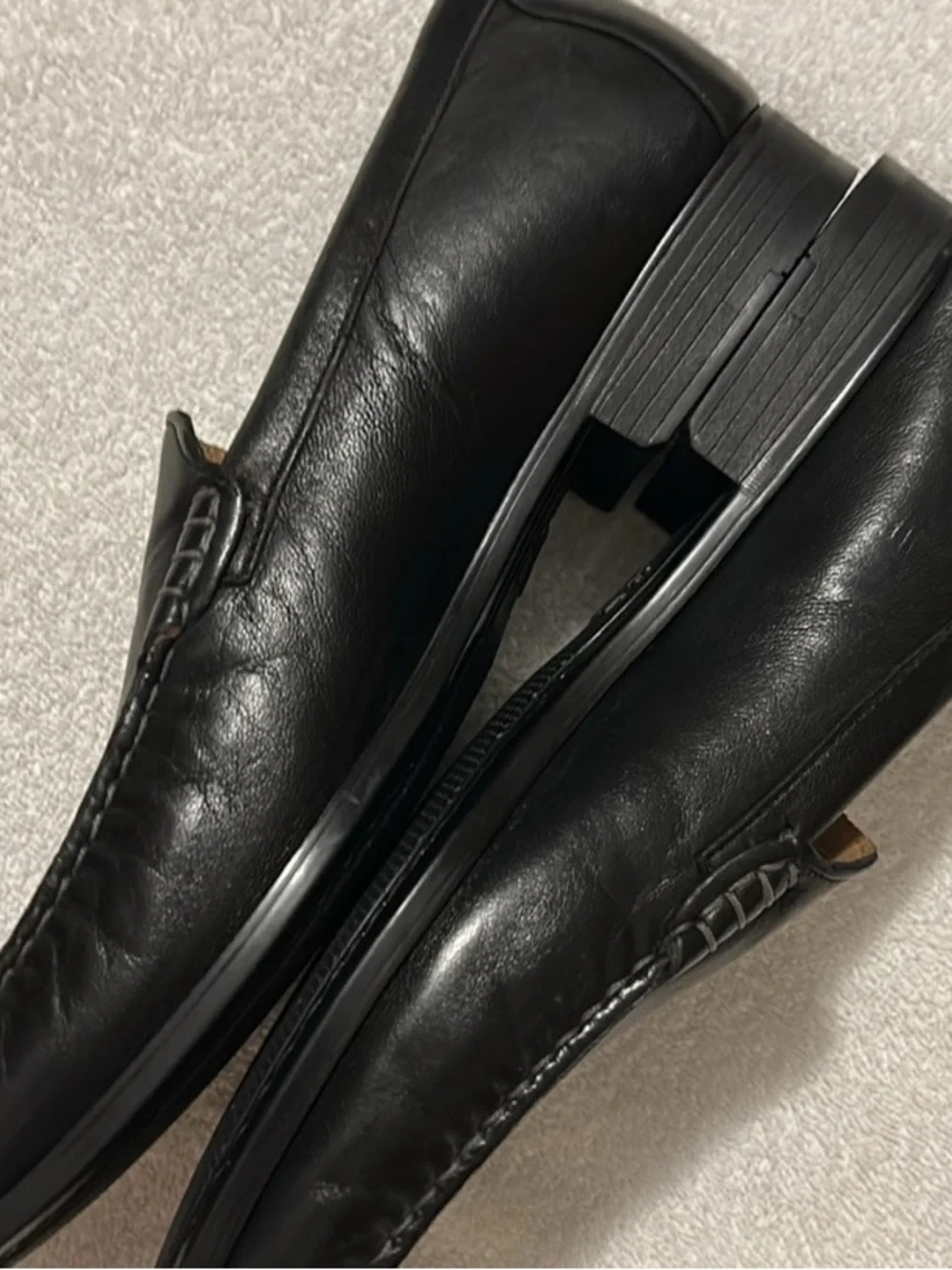 Johnston & Murphy classic black